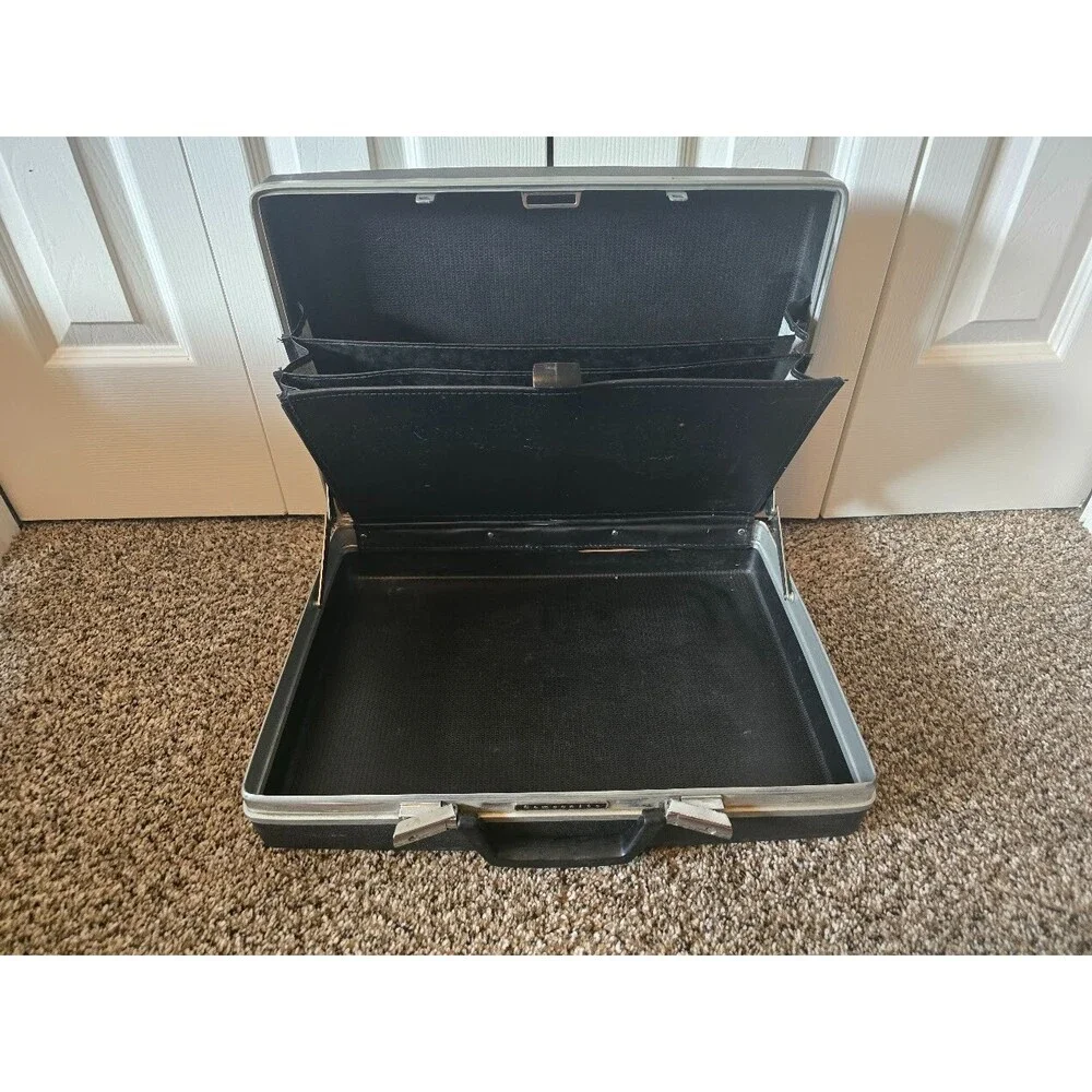 Vintage Samsonite Thin Briefcase Attache Black Hard Shell Mid Century